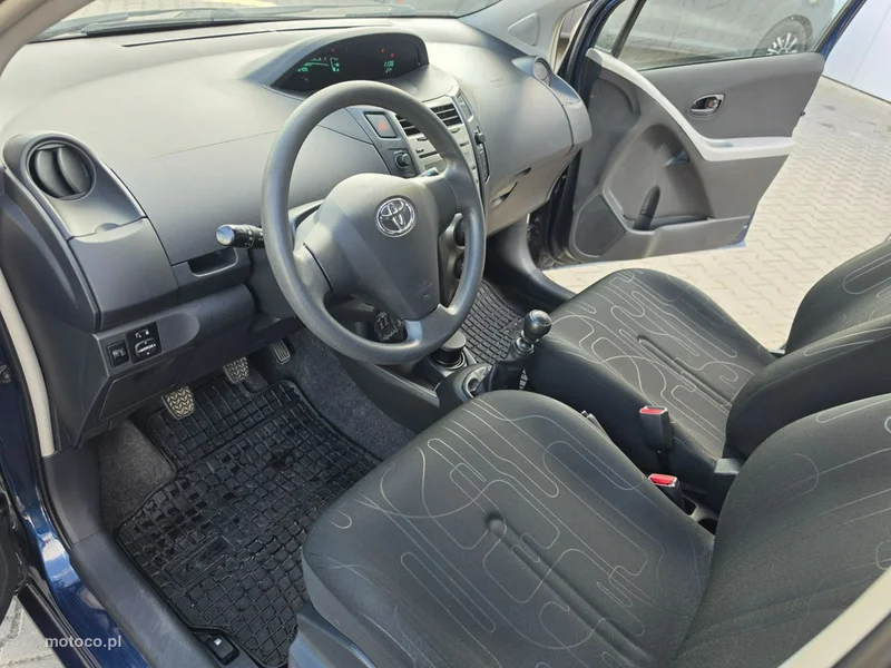 Toyota Yaris XP90 14