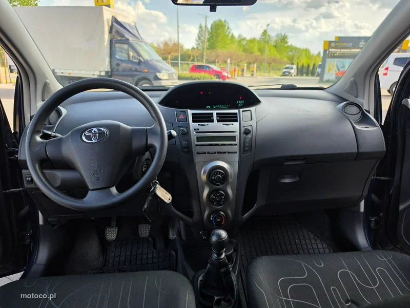 Toyota Yaris XP90 16