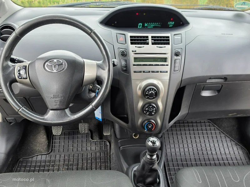 Toyota Yaris XP90 13