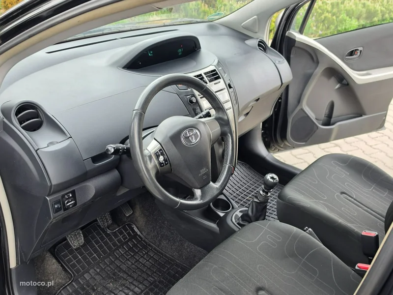 Toyota Yaris XP90 14