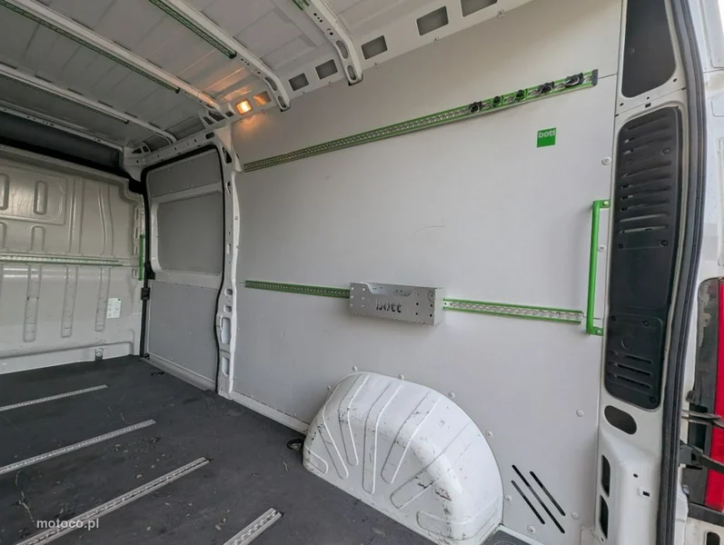 Peugeot Boxer 8
