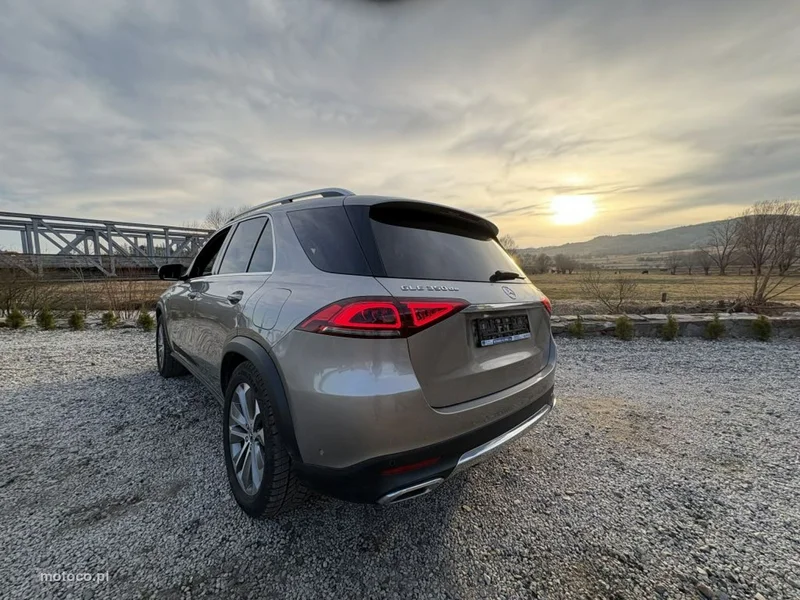 Mercedes-Benz GLE 350 de 3