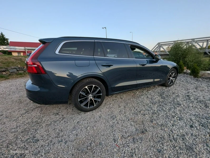 Volvo V60 8