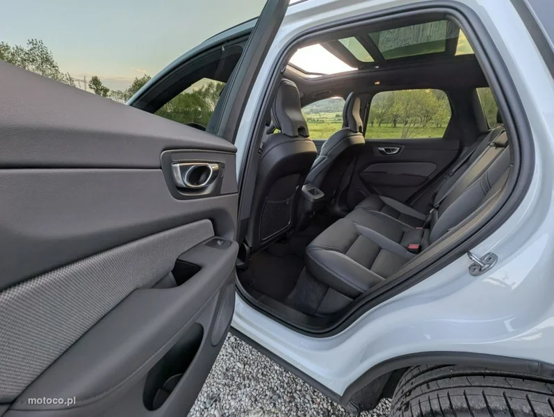 Volvo XC 60 12