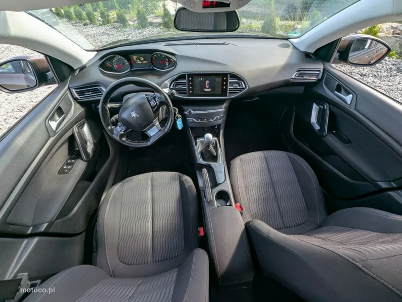 Peugeot 308 10