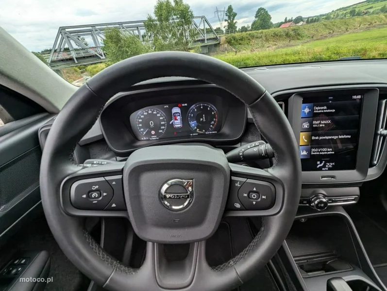 Volvo XC 40 12