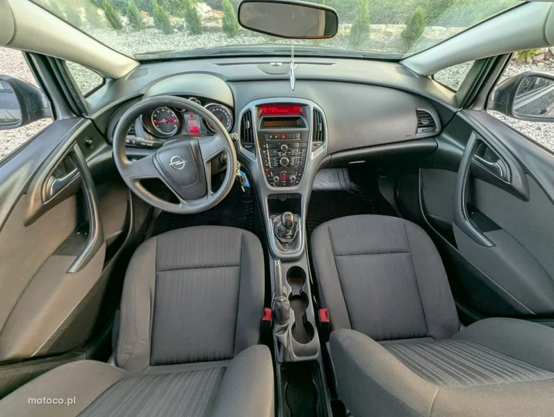 Opel Astra Sports Tourer 16