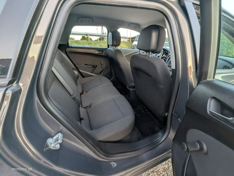 Opel Astra Sports Tourer 7