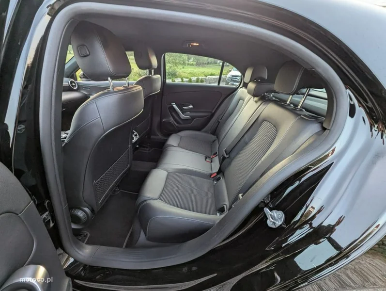 Mercedes-Benz Klasa A W177 A 200 16