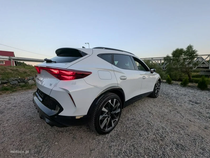 Cupra Formentor 8