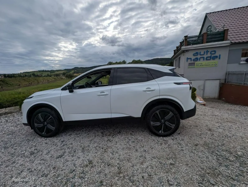 Nissan Qashqai 11