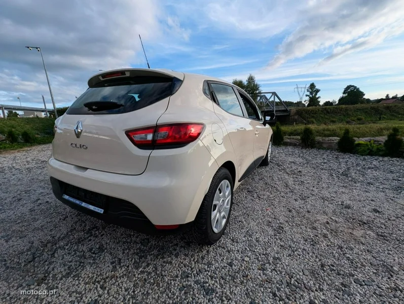 Renault Clio IV 8