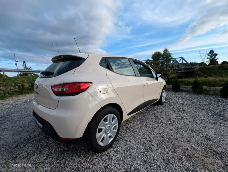 Renault Clio IV 7
