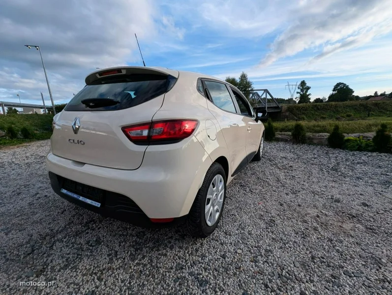 Renault Clio IV 8