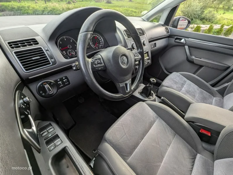 Volkswagen Touran 1T 11