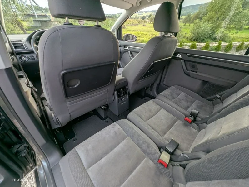 Volkswagen Touran 1T 15