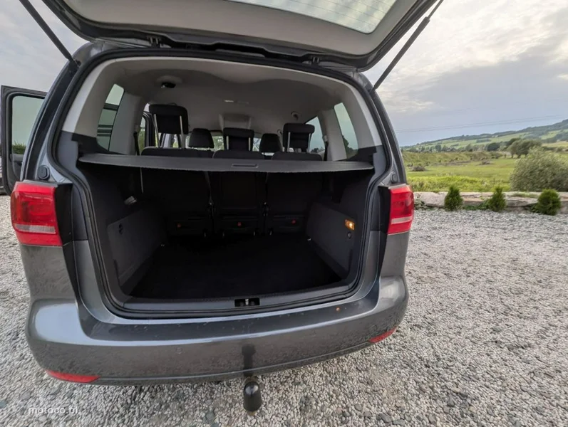 Volkswagen Touran 1T 17