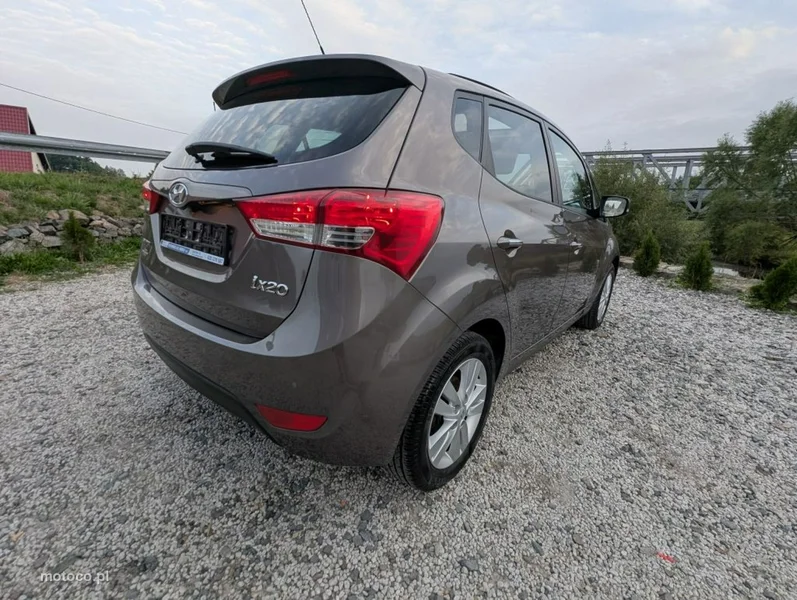 Hyundai ix20 8