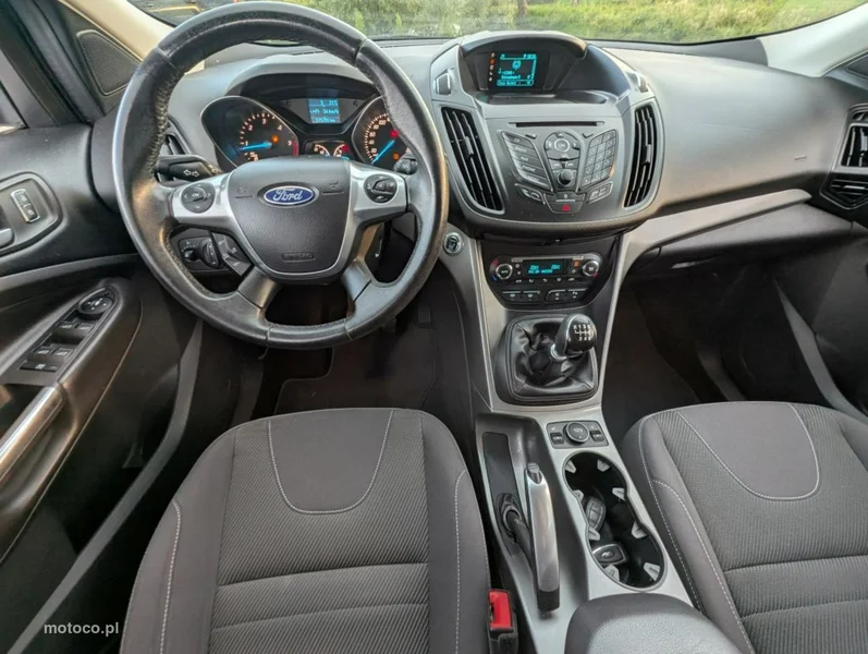 Ford Kuga II 13