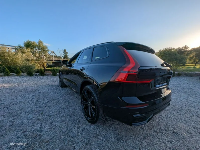 Volvo XC 60 8