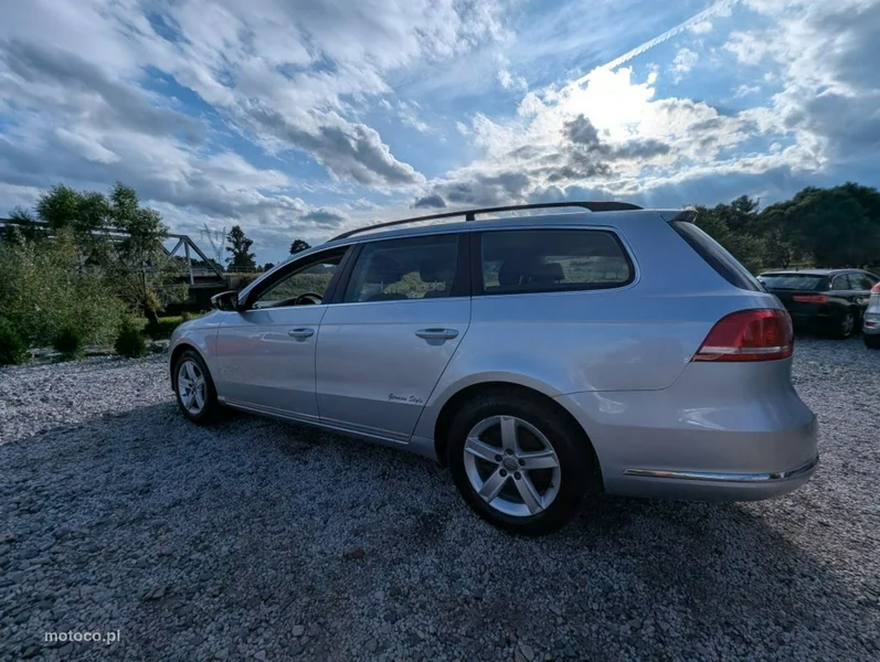 Volkswagen Passat B7 11