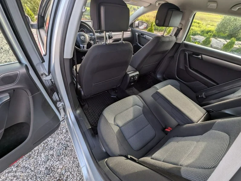 Volkswagen Passat B7 14
