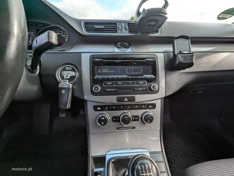 Volkswagen Passat B7 16