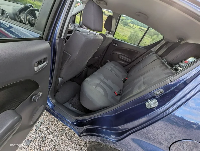 Opel Agila 11