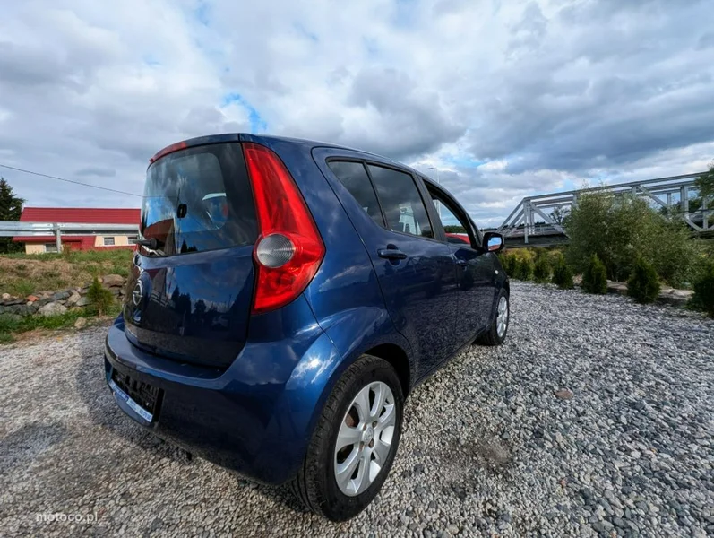 Opel Agila 5