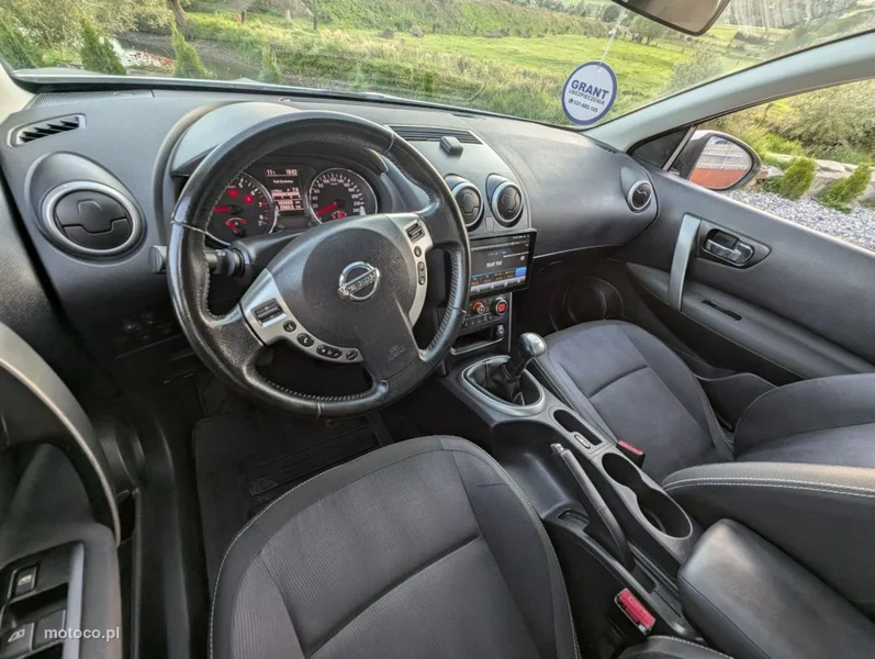 Nissan Qashqai 12