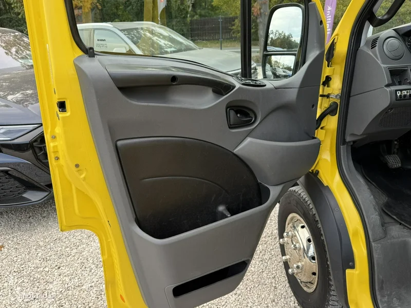 Iveco 70C17 9
