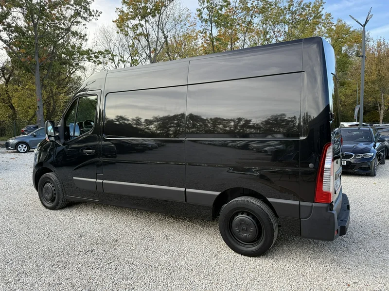 Renault Master 17