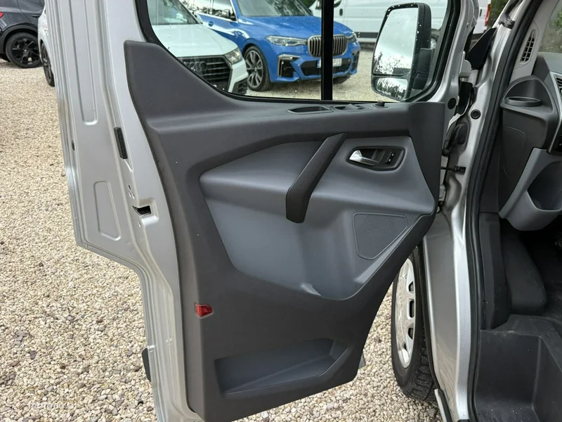 Ford Custom 12