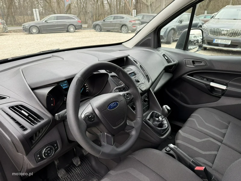Ford Transit Connect 8