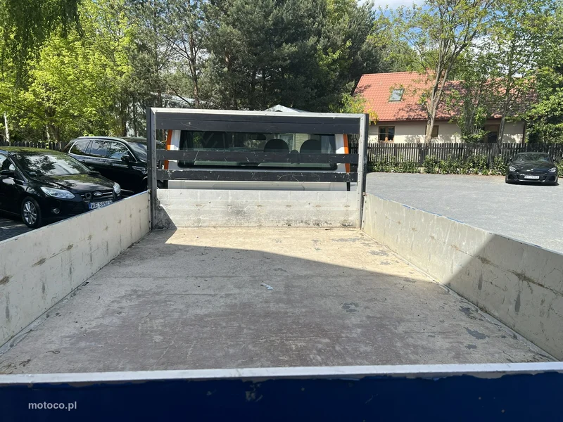 Ford Transit 19