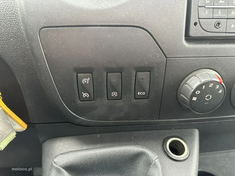 Renault Master 20