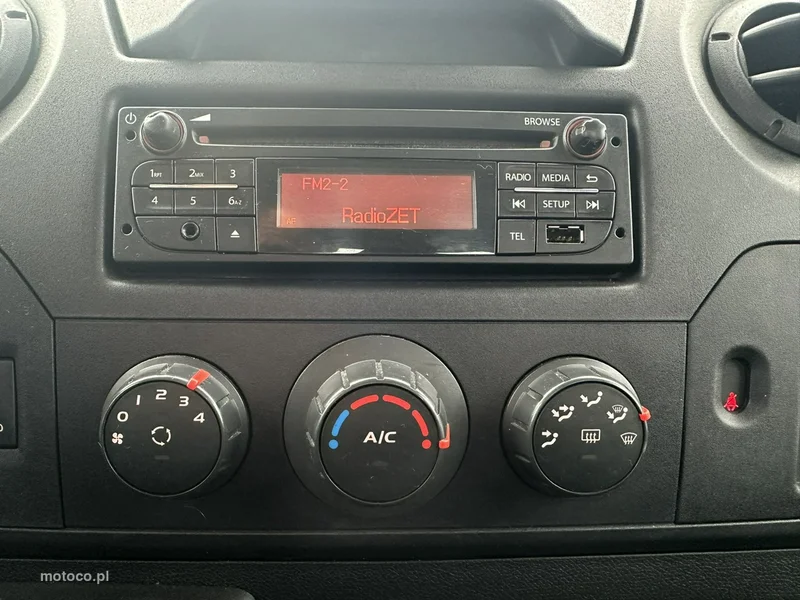 Renault Master 23