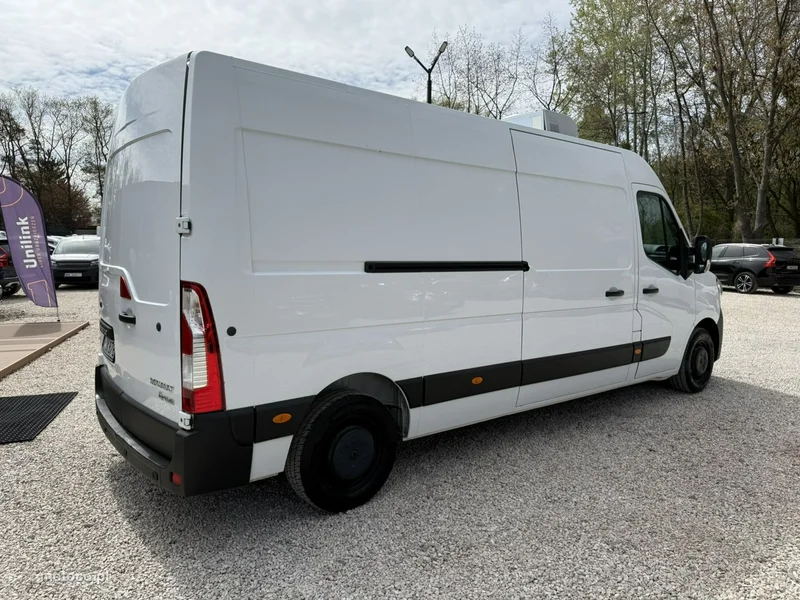 Renault Master 19