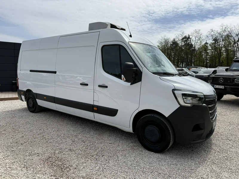 Renault Master 23