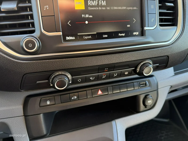 Opel Vivaro 8