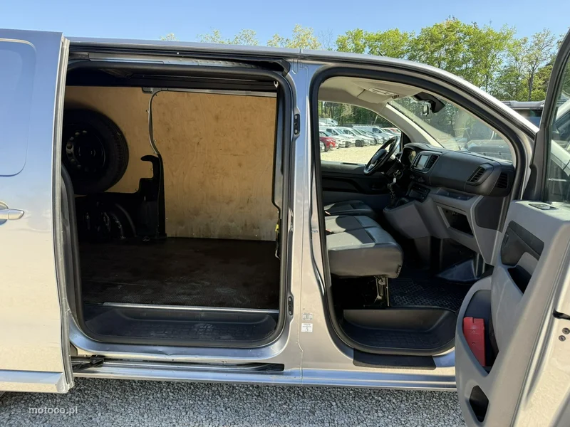 Opel Vivaro 20