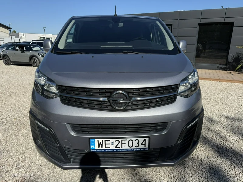 Opel Vivaro 22