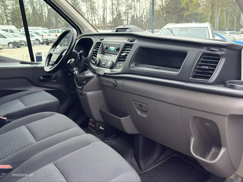 Ford Transit 14