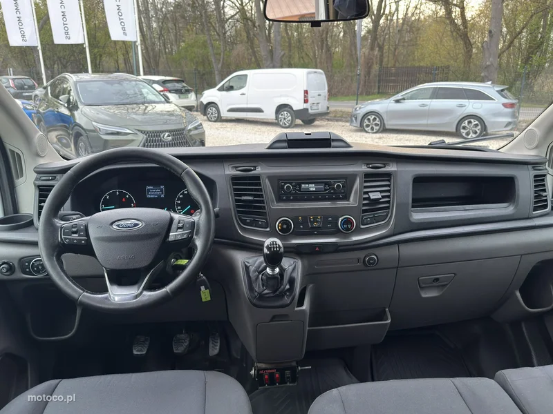 Ford Transit 16
