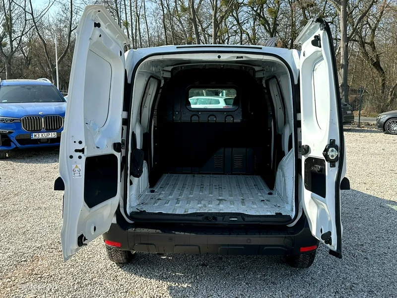 Renault Express 9