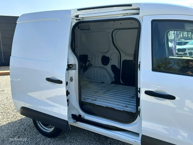 Renault Express 10
