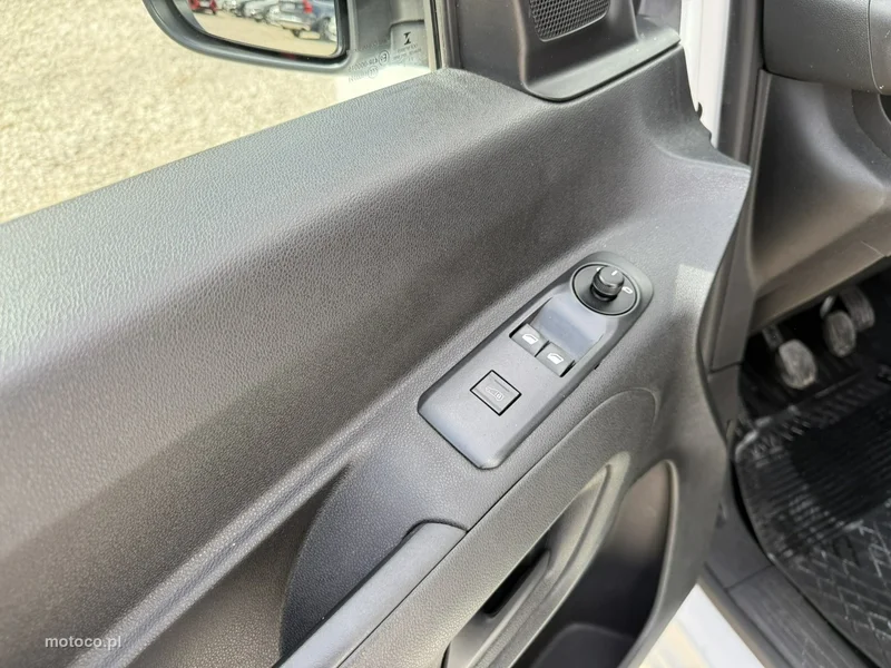 Toyota Proace City 16