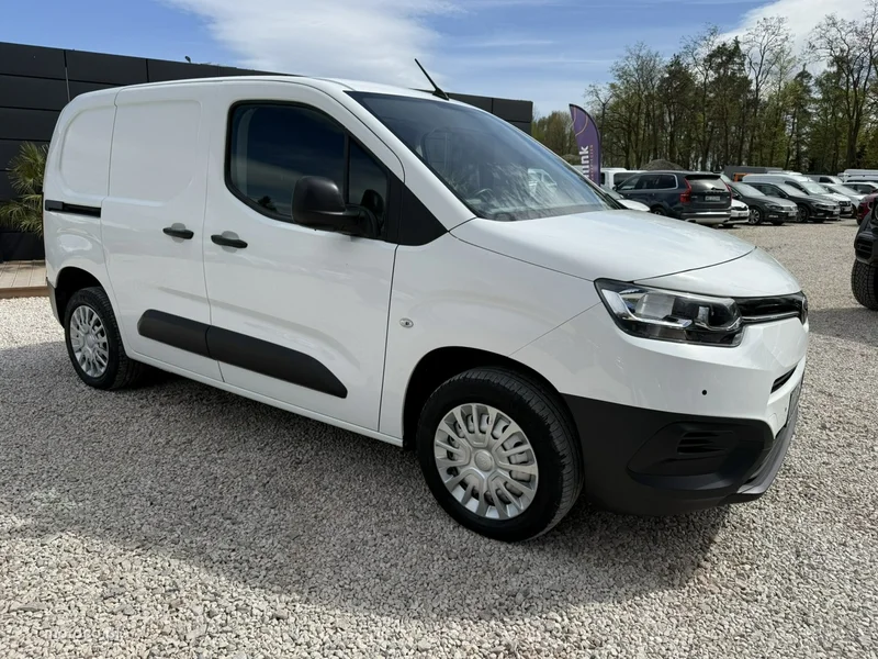 Toyota Proace City 19