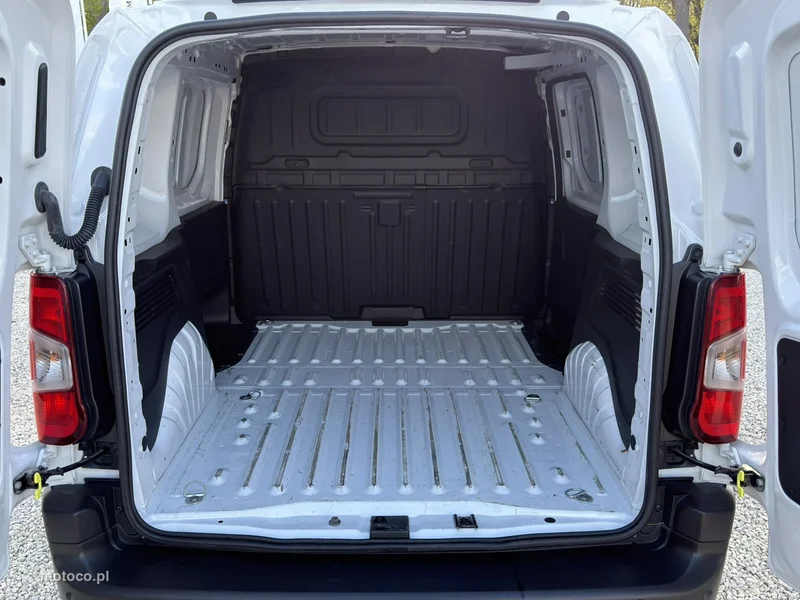 Toyota Proace City 14