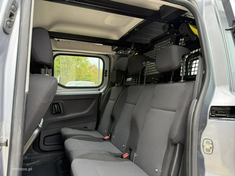 Toyota Proace City 16